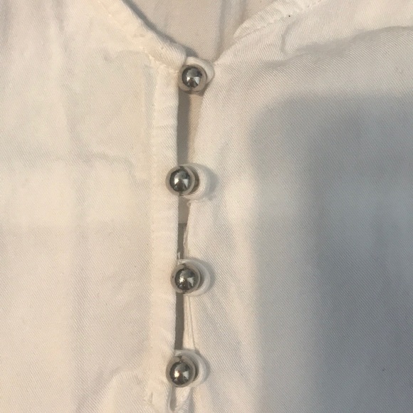 White tank top - Picture 3 of 3